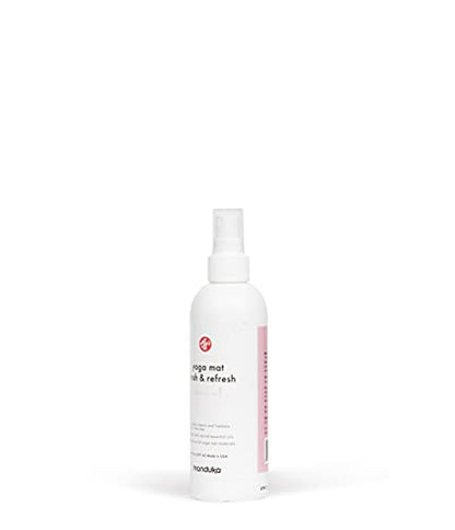 Manduka Yoga Natural Mat Wash and Refresh - 100% Natural, Essential Oils, Non Irritating, Pet Friendly, Fresh Scent, Lemongrass, 8oz (227ml)
