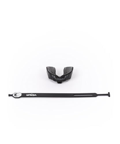 Venum Kids Challenger Mouthguard - Strap/Strapless - color: Black/Grey, size: Kid's