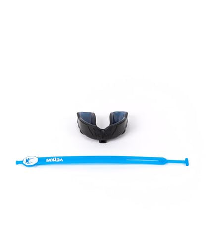 Venum Challenger Mouthguard - Strap/Strapless - color: Black/Blue, size: Adult