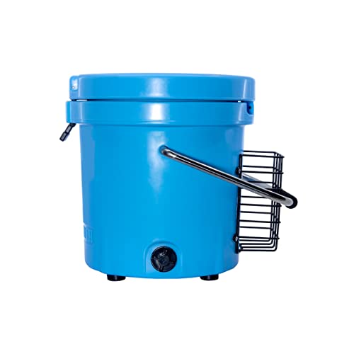 Mammoth Live Bait Bucket, Insulated Bait Bucket with 10 Quart Capacity, Great for Daily Trips and Fishing Tournaments - style: Light Blue