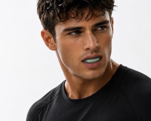 Basic Sports Mouthguard for Boxing, MMA & Football | Boil-and-bite fit with ventilated case - color: Black