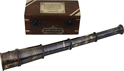Compass with Stamped Wooden Case - style: Style 4