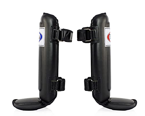Fairtex SP3 Lightweight Shin Guards, Muay Thai MMA Avoid Shin Splints Gear | Featherweight synthetic shell with high-density padding. Articulated lower-leg armor enhances mobility and leg protection - color: Black, size: Large