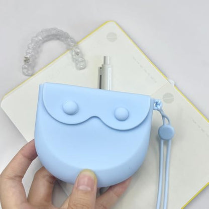 1PC Silicone Retainer Case with Lanyard, Cute Vent Holes Denture Box, Mouth Guard Case Travel Holder for Girls, Women, Men (Pink with Lanyard) - color: Blue with Lanyard