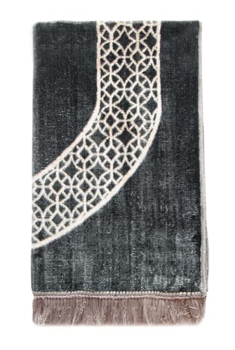 ihvan online Luxury Velvet Muslim Prayer Rug, Janamaz, Thick Soft Sajadah, Portable Travel Prayer Carpet Mat, Islamic Gift for Eid, Ramadan, Hajj & Umrah, Grey - color: Grey