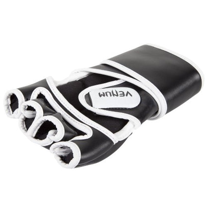 Venum Challenger MMA Gloves - color: Black, size: Small