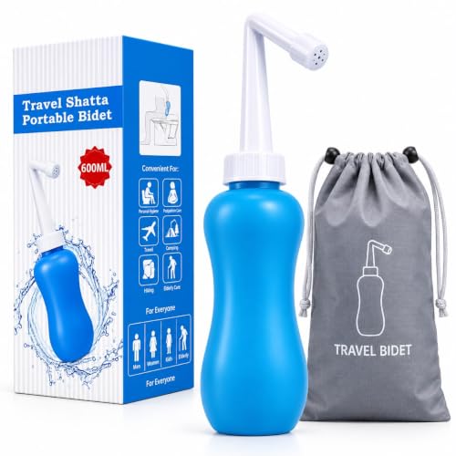 ZYNIQUEPortable Travel Bidet 600ML, Portable Bidet Bottle with Angled Nozzle, Handheld Personal Bidet, Portable Peri Bottle for Postpartum Care, Travel Hygiene Bottle for Women, Men, Camping & Travel