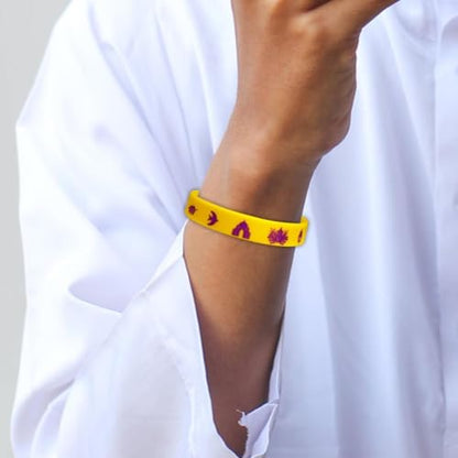24 Packs Eid Mubarak Silicone Bracelets Party Supplies Mubarak Kareem Motivational Rubber Wristbands for Ramadan Mubarak Themed Party Favors Award Gift