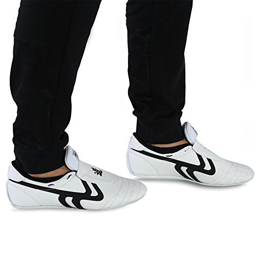 Keenso Unisex Taekwondo Shoes, Martial Arts Sports Shoes Sports Boxing Karate Martial Arts Taichi Shoes Lightweight Shoes for Kids Women Men Adult with a Storage Bag(37) White