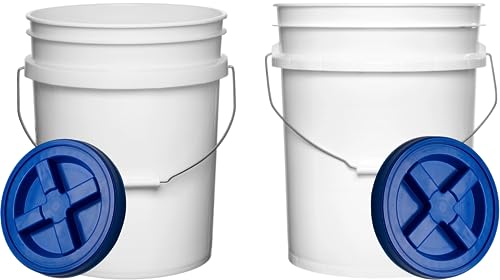 Food Grade 5 Gallon Made in USA Plastic Bucket with Air Tight Screw on Lid (White Buckets with Blue Lids) - color: White Buckets With Blue Lids