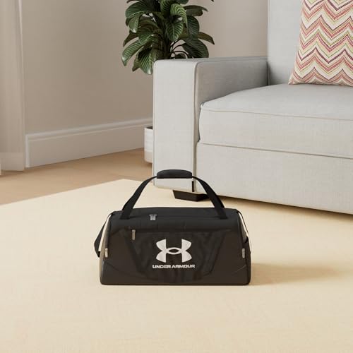Under Armour Undeniable 5.0 Duffle - color: Black (001)/Metallic Silver, size: Medium (58L)