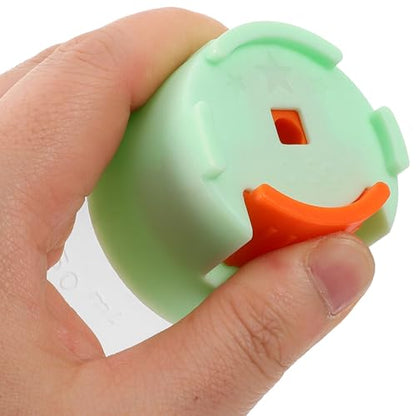 Yardwe Metering Fish Feeding Bottle Fish Food Storage Container Moisture-Proof Aquarium Feeder Green Non-Automatic Precise Feeding Tool for Aquatic Pets