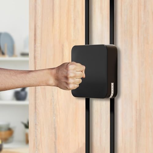Fancyes Wall Mounted Punching Pad, 7.87 x 7.87 in PU Leather Boxing Target for Karate and Martial Arts Home Training