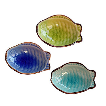 WAIT FLY Cute Fish Shaped Ceramics Seasoning Dishes/Tea Bag Holders/Ketchup Saucer/Appetizer Plates/Vinegar Spice Salad Soy Sushi Wasabi Seasoning Dipping Bowls, Set of 3 - color: Fishes