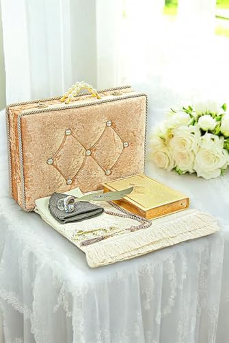 ihvan online Muslim Prayer Rug Set, Islamic Dowry Gift Box for Men & Women, Shawl, Kufi Hat, Digital Beads Counter, Quran Gift, Elegant Islamic Gifts Set for Ramadan & Eid & Wedding, Gold - color: Gold