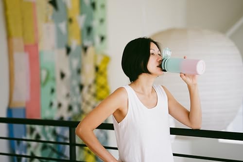 Fanhaw 20 oz Insulated Stainless Steel Water Bottle with Anti-Dust Chug Lid & Carabiner Lid, Leakproof Vacuum Metal Bottle for Kids, Teens & Adults, Back to School Essentials (Green Pink) - color: Green Pink, style: 20 Ounces - 2 Lids