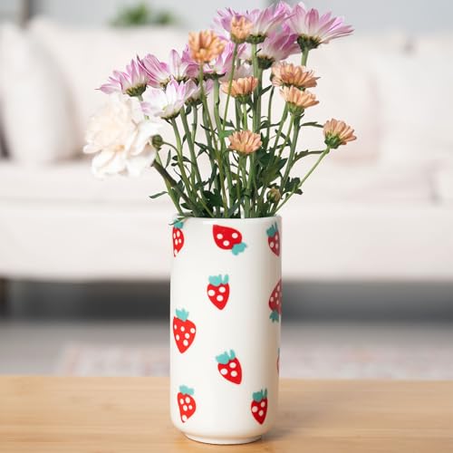 Tnstbiee Cute Ceramic Strawberry Vase - Unique Centerpieces for Tables - color: Strawberry Vase