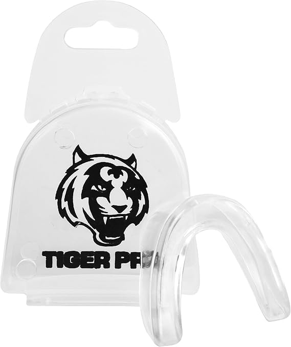 Kids Sparring Set, Youth Unisex, 6oz & 8oz, Gloves, Shin Guards, Hand Wraps, Helmet, Gum Shield, for Kickboxing, Muay Thai, Taekwondo, - size: Large