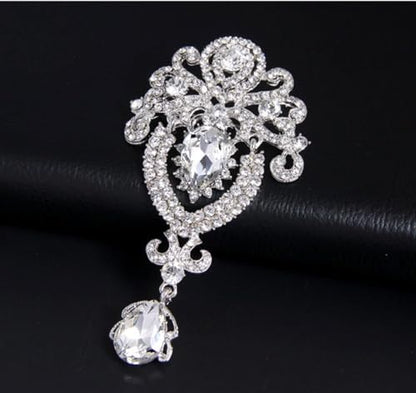 Ezing 4 Pieces Lot Large Big Silver Gold Plated Assorted Crystal Rhinestones Brooch Pins Set - color: B
