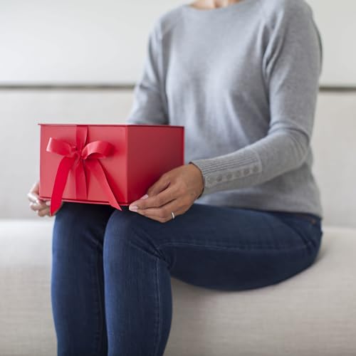 Hallmark Medium Gift Box with Lid and Shredded Paper Fill (Red 7 inch Box) for Birthdays, Graduations, Anniversaries, Christmas, Valentine's Day, All Occasion - color: Red, size: Pack of 1