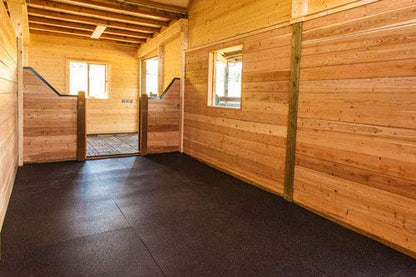 American Floor Mats - Heavy Duty Stall Tiles - Stable/Horse Tiles - Thick, Durable Rubber Flooring Solid Black 1 Corner Tile 3/4" Thick - size: 24"L x 24"W x 0.8"Th