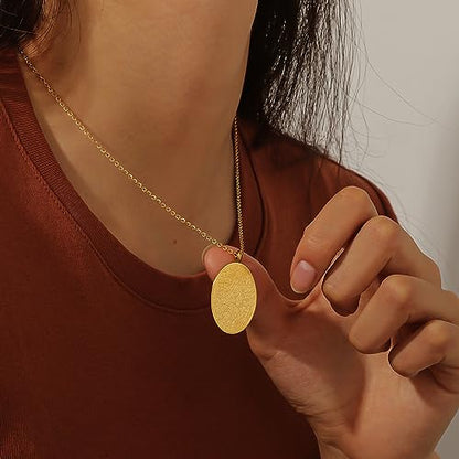 Ayatul Kursi Oval Necklace | Women Calligraphy Necklace Arabic Calligraphy Necklace Stainless steel 18K Gold Plated Pendant Gift - color: Gold color, size: 18 inch