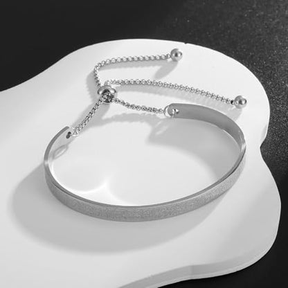 Exquisite Ayatoll Kursi Stainless Steel Engraved Islamic Muslim Verses C-Shape Bracelet with Chains at Both Ends - Unique Design, Arabic Jewelry for Every Occasion, Ramadhan Holiday Gift - color: silvery