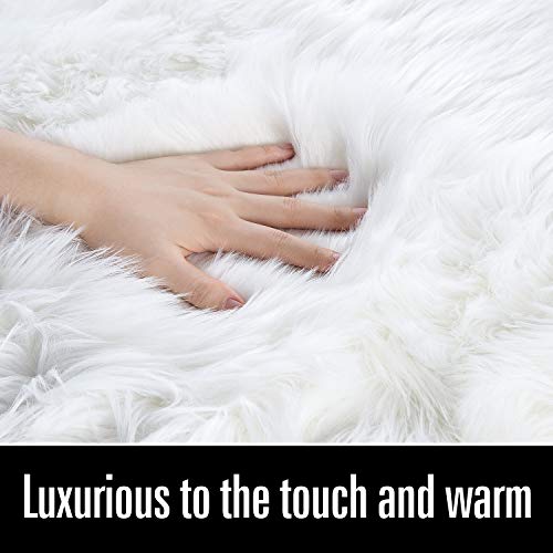 LOCHAS Deluxe Super Soft Fluffy Shaggy Home Decor Faux Sheepskin Rug for Bedroom Floor Sofa Chair, Chair Cover Seat Pad Couch Pad Area Carpet, 2ft x 3ft, Ivory White