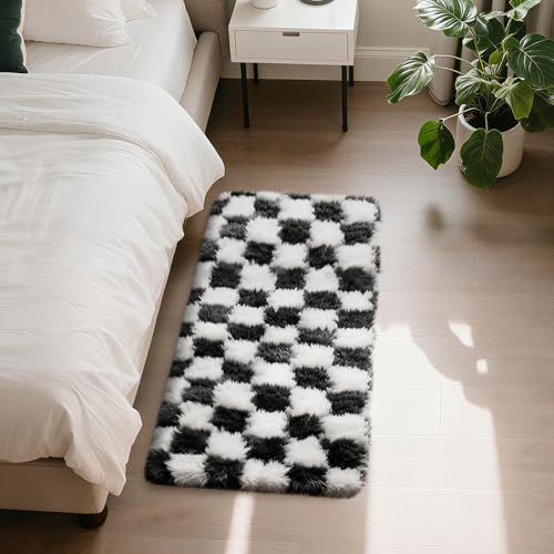 Checkered Rug for Bedroom, 2x4 Black and White Area Rugs, Classic Checkered Carpets Shag Area Rug, Bedside Rugs for Living Room Bedroom Room Home Decor - color: Black and White, size: 2' x 4' (Rectangular)