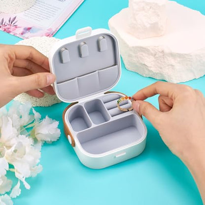 Silicone Jewelry Boxes Present Box,PU Leather Travel Jewelry Case,Mini Jewelry Box Travel Jewelry Box Jewelry Gift Boxes Necklaces Earrings Bracelets Boxes for Women,White - color: White