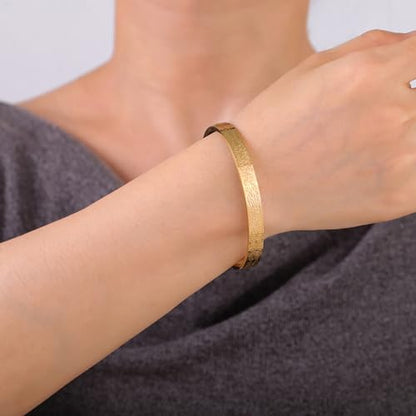 VASSAGO Ayatul Kursi Bracelet for Women Men Muslim Quran Allah Openable Bangles Arabic Calligraphy Cuff Bracelet Islam Eid Islamic Jewelry Gifts - color: gold Ayatul Kursi Bracelet-2Pcs