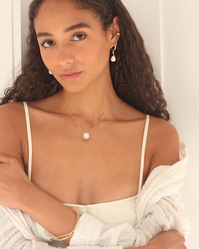 POTESSA 18K Gold Plated Pendant Necklace Medallion Coin Heart Y Shaped Chain Toggle Necklace for Women Jewelry - color: Golden Pearl