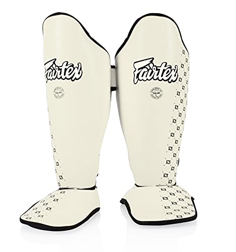 Fairtex SP5 남성, 여성, 아동용 무에타이 정강이 보호대 | 정강이는 프리미엄, 경량 및 내구성 | 훈련 또는 스파링 중에 정강이 부목을 방지하기 위한 확장된 보호 기능 - color: 화이트., size: 스몰