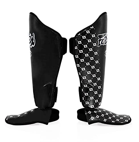 Fairtex SP5 남성, 여성, 아동용 무에타이 정강이 보호대 | 정강이는 프리미엄, 경량 및 내구성 | 훈련 또는 스파링 중에 정강이 부목을 방지하기 위한 확장된 보호 기능 - color: 블랙., size: 라지
