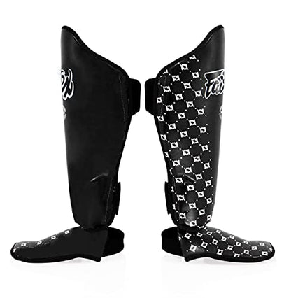 Fairtex SP5 남성, 여성, 아동용 무에타이 정강이 보호대 | 정강이는 프리미엄, 경량 및 내구성 | 훈련 또는 스파링 중에 정강이 부목을 방지하기 위한 확장된 보호 기능 - color: 블랙., size: X-Small
