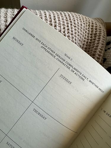 Mawaddah Marriage Journal: A 52-Week Guided Islamic Journal for Strengthening Love, Communication, and Connection in Marriage - Great Gift for Eid, Wedding and Nikkah