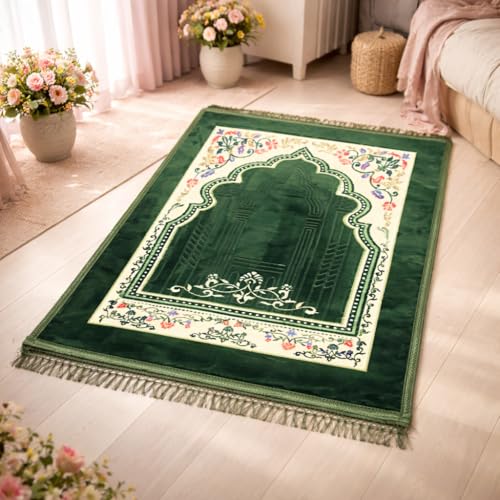 Prayer Mat for Muslim Men or Women, 70x110cm, Green | Portable, For Ramadan, Umrah, Hajj, Turkish Rug, For Meditation and Worship - color: Green