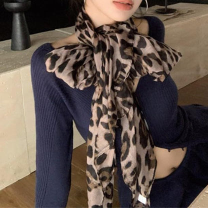 UTOWO Women Leopard Shawl Scarf Sheer Chiffon Fashion Neckerchief Classic Cheetah Hijab Lightweight Wrap Bandanas 31x66in