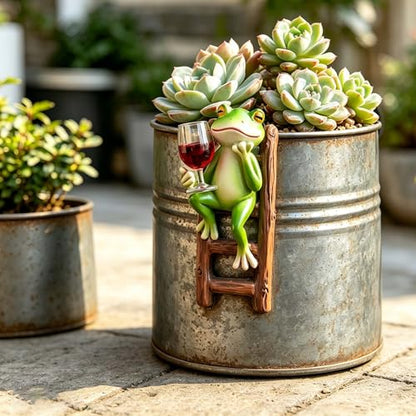 Climbing Frog Flower Pot Huggers, Funny Resin Frog Figurines Decor for Fish Tank Garden Planter Edge, Gift for Plant Lovers