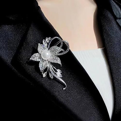 Crystal Pearl Flower Brooches Pins Fashion Beautiful Created Rhinestone Floral Brooch Good Idea for Party Dance Wedding Banquet for Elegant Women Girl - color: Silver Flower
