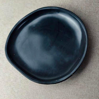 Natural River Stone Reptile Food Bowl - Handmade Pebble Dish for Reptiles, Amphibians, Hedgehogs, and Small Pets - Unique Size, Shape & Color - Water & Food Bowl (Black)