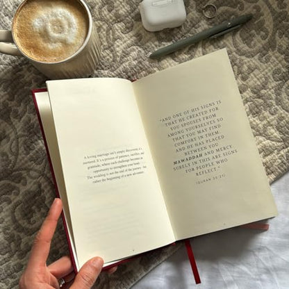 Mawaddah Marriage Journal: A 52-Week Guided Islamic Journal for Strengthening Love, Communication, and Connection in Marriage - Great Gift for Eid, Wedding and Nikkah