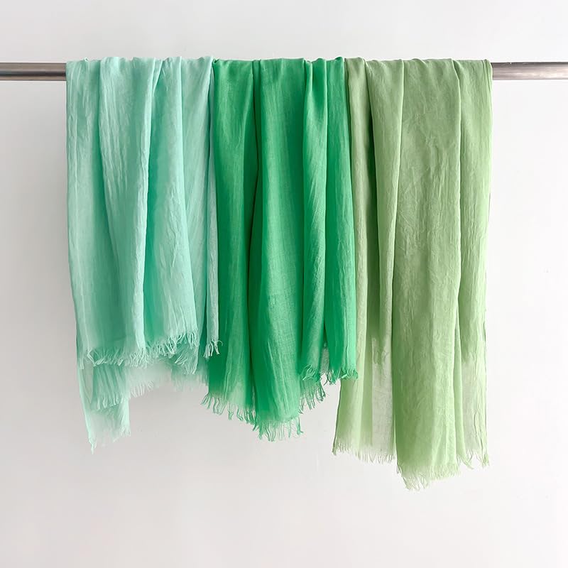 Solid color cotton and linen scarf, wrinkled all season versatile long sunscreen fashionable shawl - color: Emerald Green