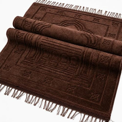 Muslim Prayer Rug Brown Soft Velvet Islamic Sajadah Prayer Mat with Tassels 31.5 x 47.2 in for Home Mosque Travel