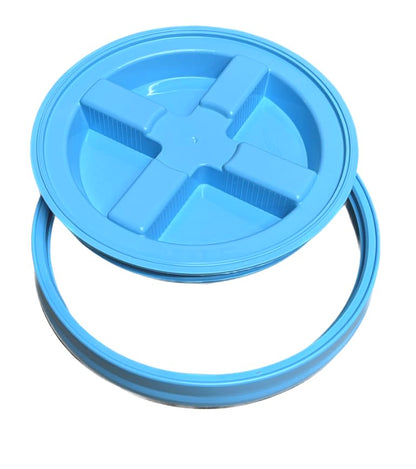 5 Gallon Food Grade Plastic Bucket with Air Tight Screw on Lid Made in USA Container (Green Bucket with Aqua Lid) - color: Green Bucket With Aqua Lid