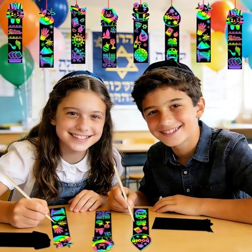 JUNEBRUSHS 30Pcs Passover Scratch Bookmarks, Rainbow Magic Scratch Paper Art Passover DIY Craft Kit for Students Classroom Activity Party Favors - style: Passover Style