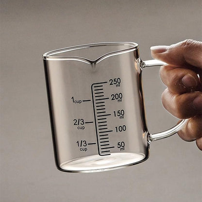 Glass Measuring Cup with V-Shaped Spout, High Borosilicate Glass, Capacity, Easy-Read Scale 250ml - color: Clear