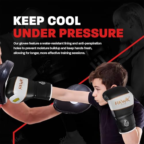 Kids Boxing Gloves for Kids Children Youth Punching Bag Kickboxing Muay Thai Mitts MMA Training Sparring Gloves - color: Black, size: 6 oz