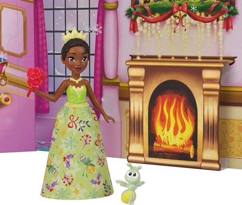 Mattel Disney Princess Doll Advent Calendar with 24 Days of Surprises, Including 3 Small Dolls, 3 Friends, 6 Fashions & 16 Accy Inspired by Movies