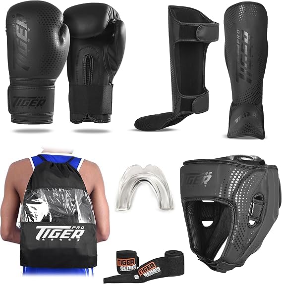 Kids Sparring Set, Youth Unisex, 6oz & 8oz, Gloves, Shin Guards, Hand Wraps, Helmet, Gum Shield, for Kickboxing, Muay Thai, Taekwondo, - size: Large